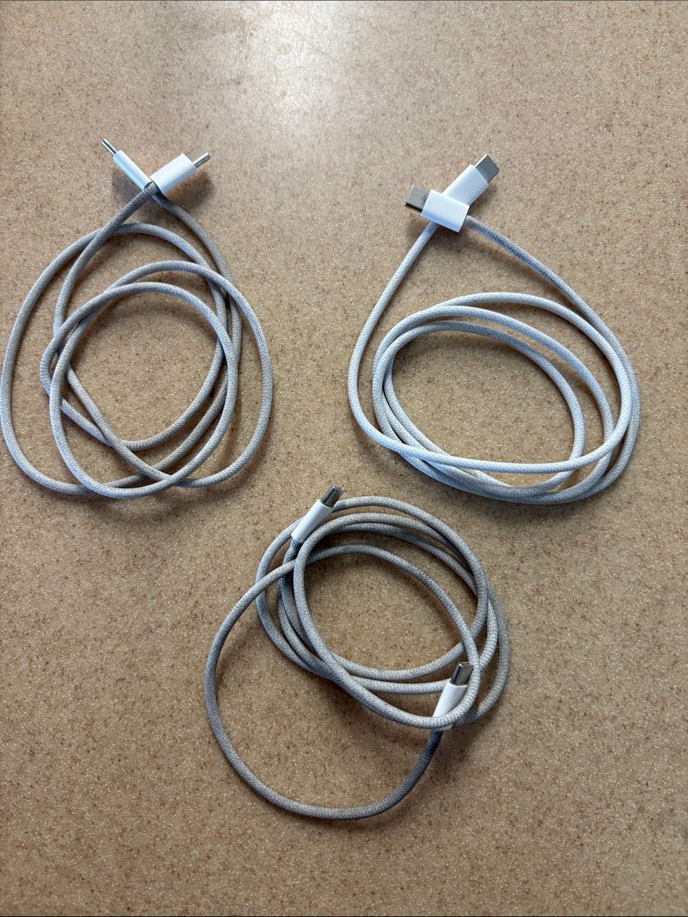 Apple Braided USB-C to USB-C Charging Cable - Silver/White